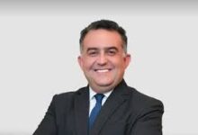 عمر صادق رئيس البورصة